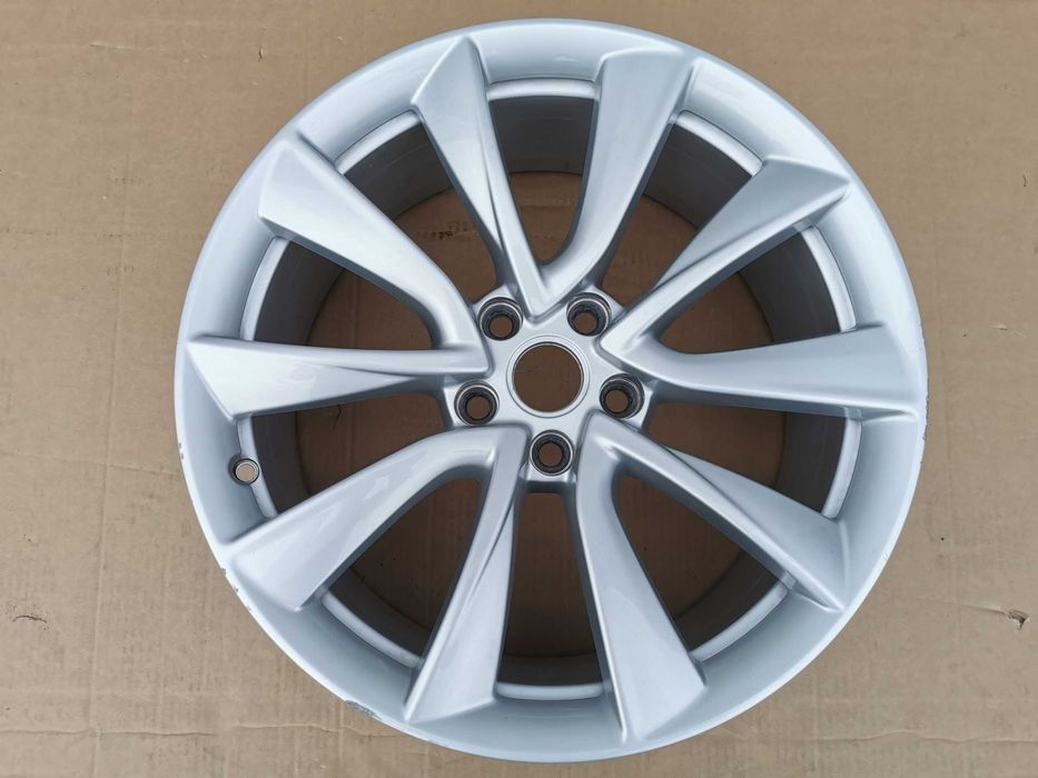 Tesla Model 3 диски диск