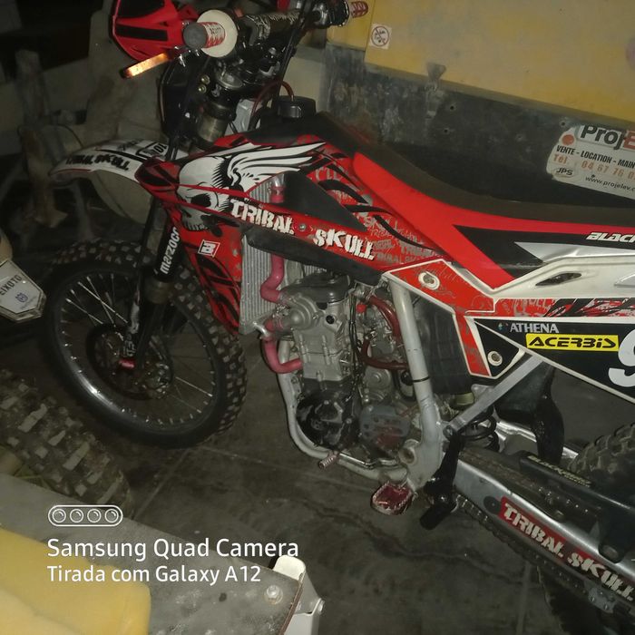 Vendo husqvarna 250