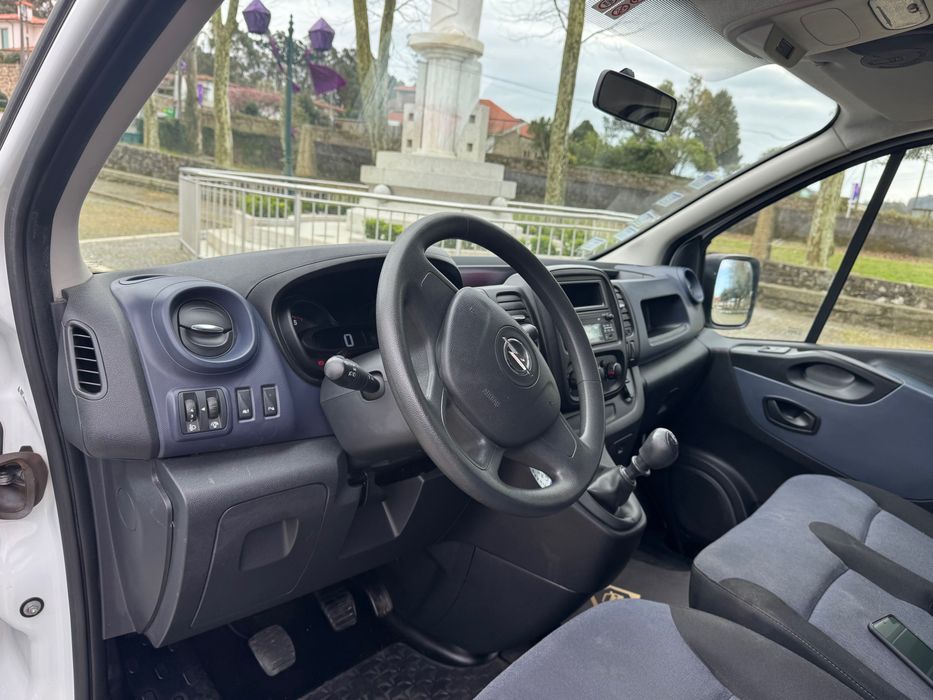 Opel vivaro 1.6 dci iva dedutivel