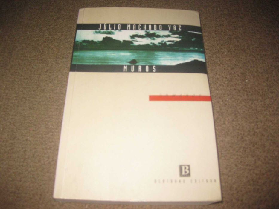 Livro "Muros" de Júlio Machado Vaz