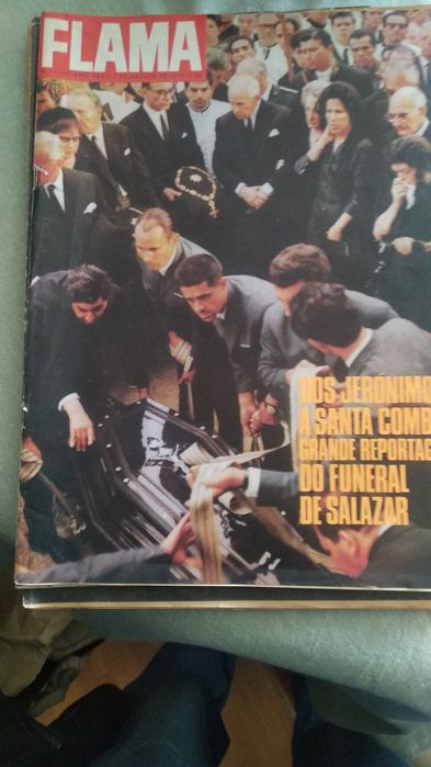 Jornais e revistas sobre a morte de António Oliveira Salazar