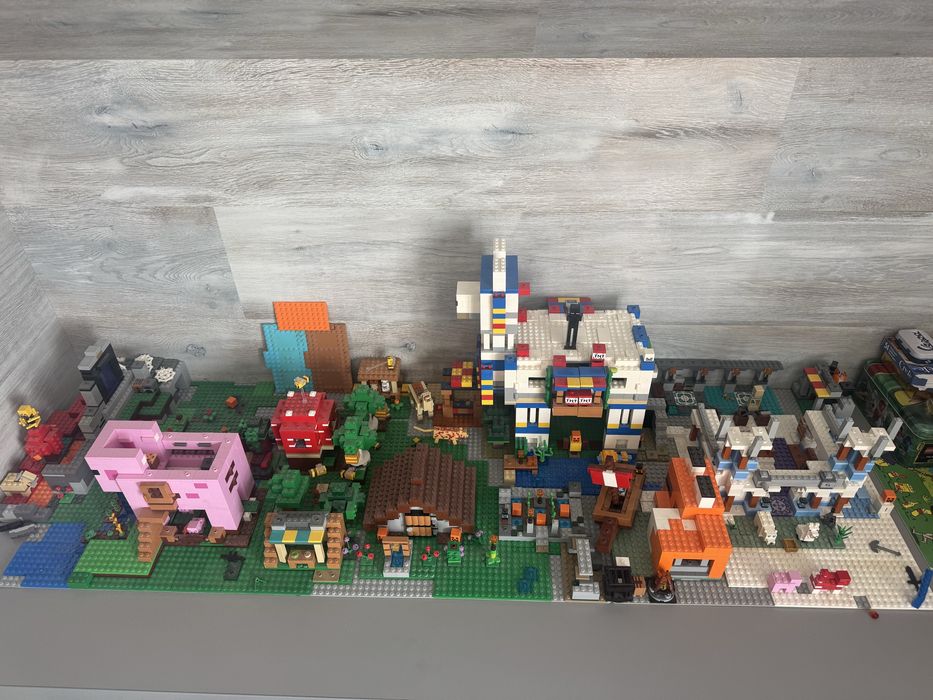 Lego Minecraf  21188 i wiele innycb zestaow