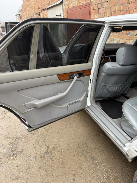 Мерседес 126 салон лонг