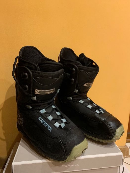Buty snowboardowe Control 26,5 cm