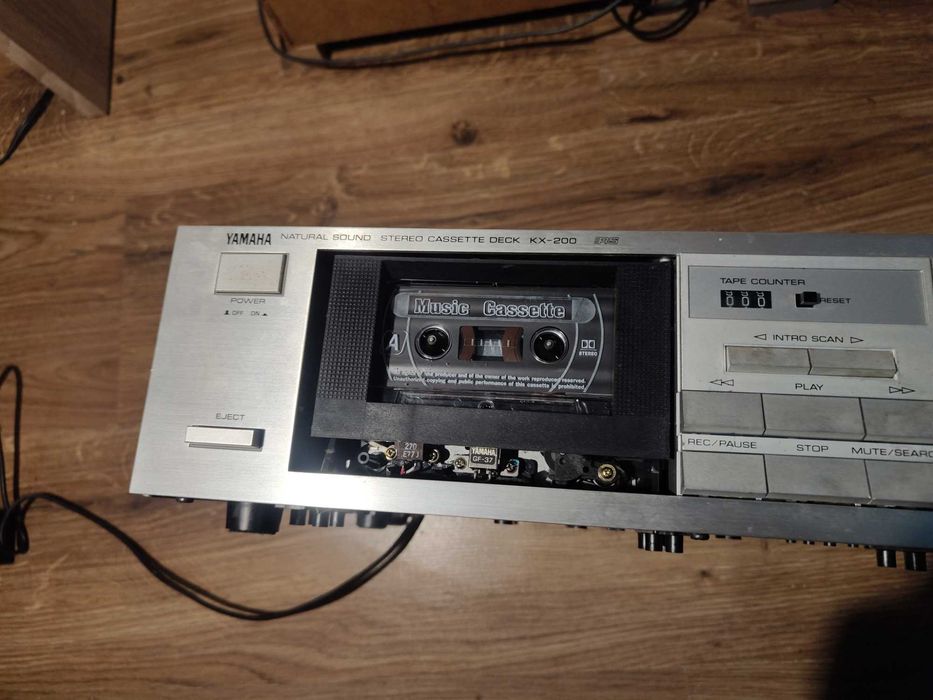 Magnetofon deck Yamaha KX200