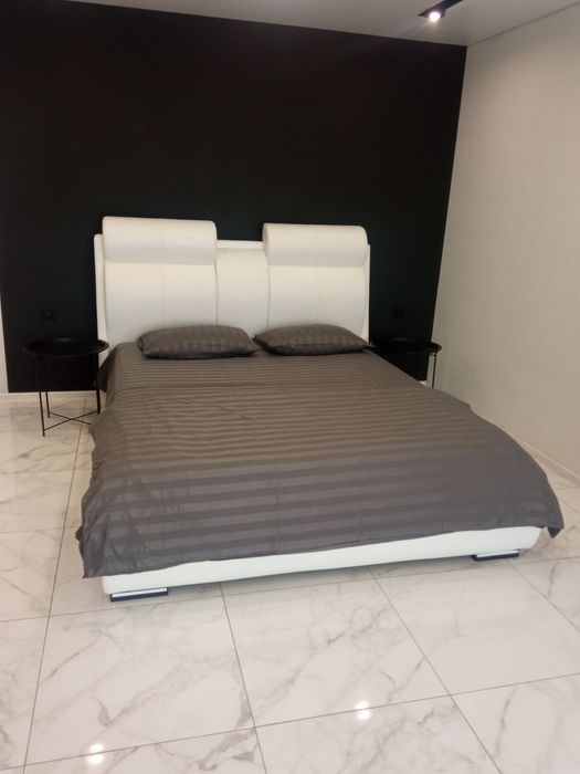 Новый 2-х комн. люкс в центре.С ОТОПЛЕНИЕМ .95 квартал.