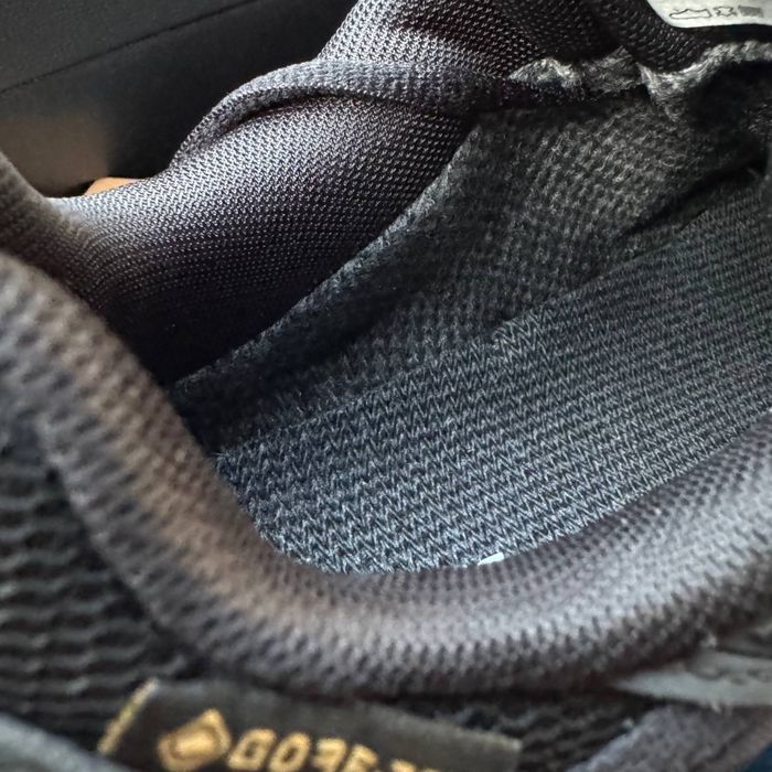 Чоловічі термо кросівки сірі Gel Venture 6 Grey black Gore Tex