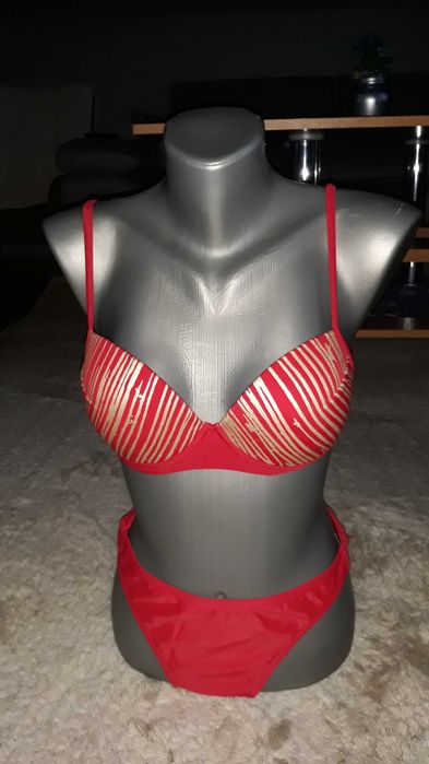 Góra stroju kąpielowego