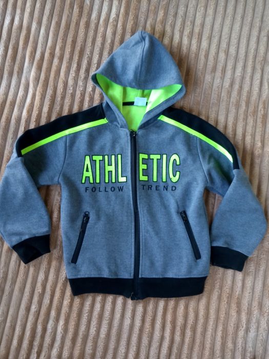 Продам пакет вещей на мальчика 122