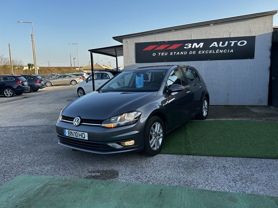 Golf 2018 - em otimo estado