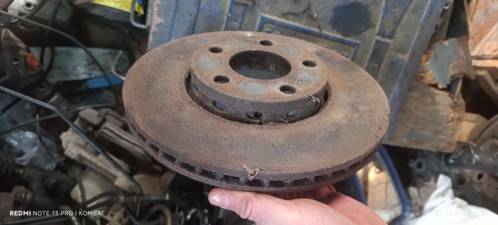 Тормозний диск пасат б5