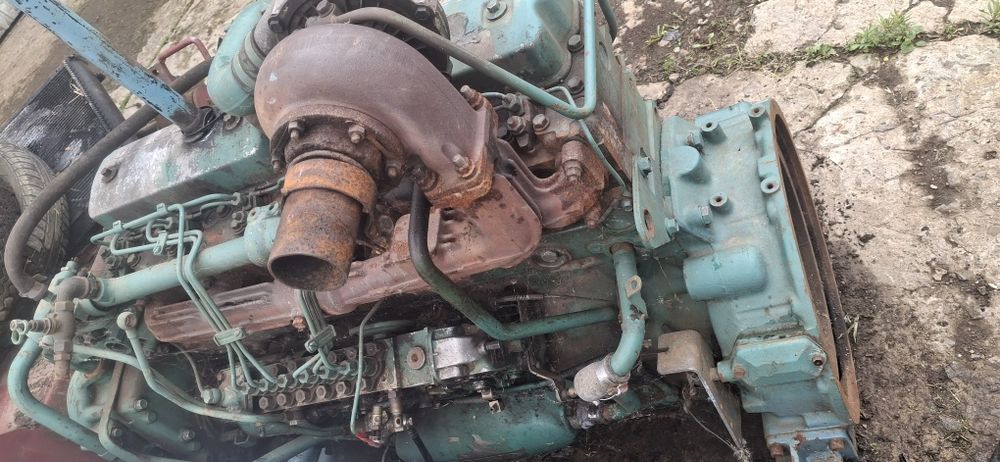 Silnik Volvo D71 z sieczkarni Mengele