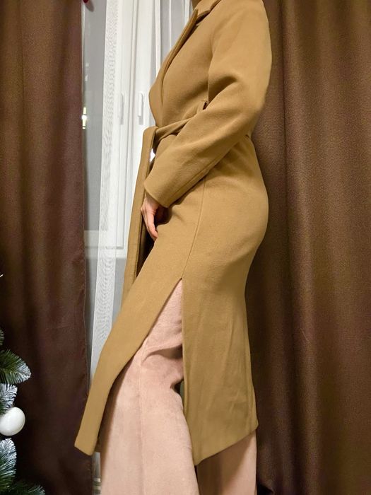 Пальто коричневе , кашемірове , стан нового , розмір s