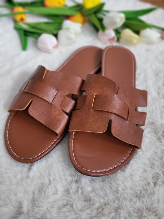 Skórzane klapki damskie hermeski 42 brązowe camel