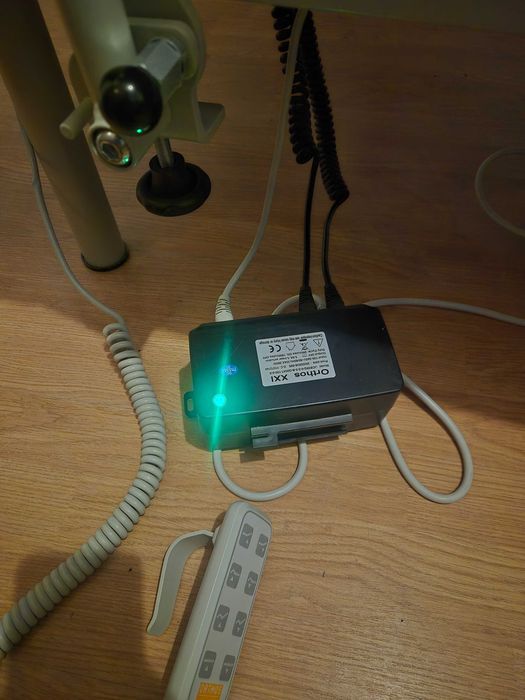 Cama articulada com motor