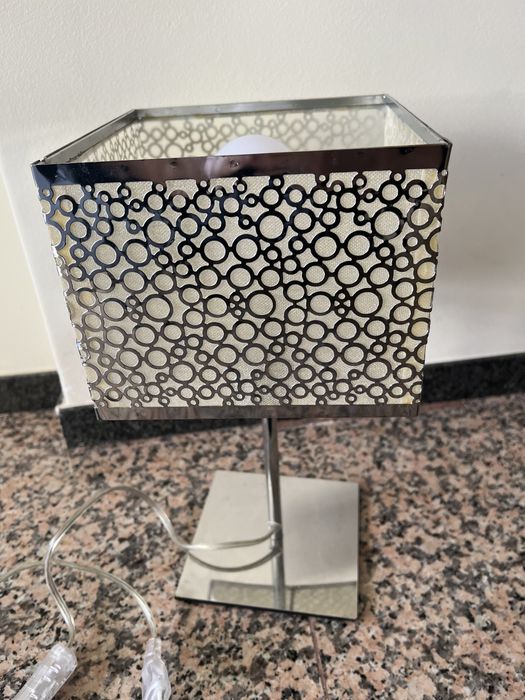 Candeeiro de mesa