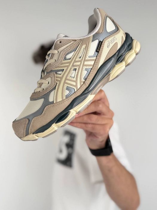 Чоловічі кросівки ASICS. ТЕРМО. Gore-Tex. Нові. Є накладений платіж. Розміри: 41,42,43,44,45,46