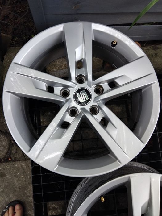 Felgi 17 seat leon fr opony zimowe gratis.
