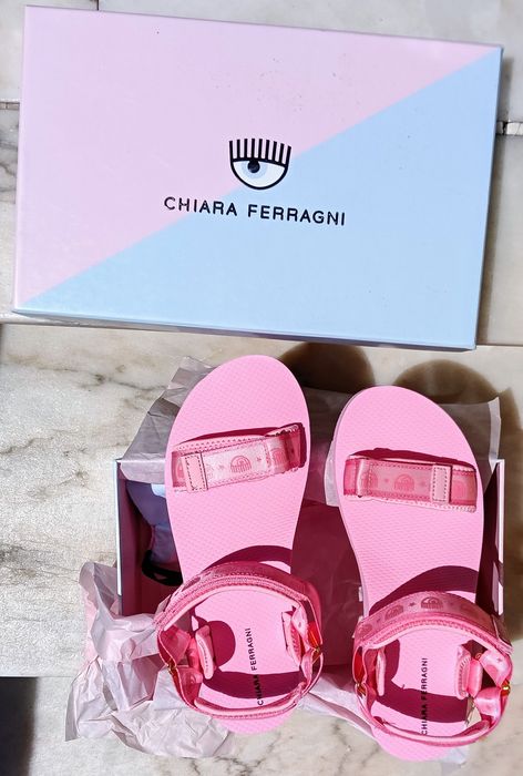 Sandálias Chiara Ferragni Original com Dust Bag, Novas, PVP + 100€