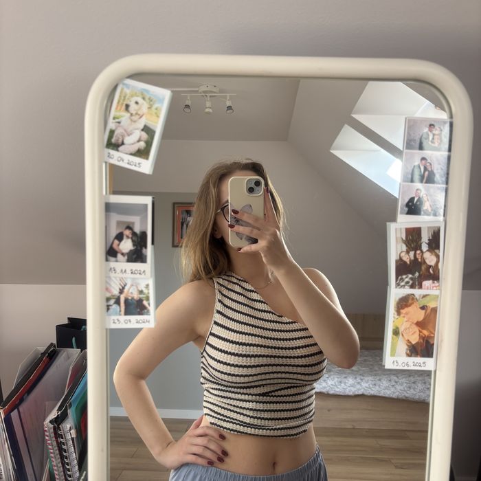 Top na jedno ramię w paski