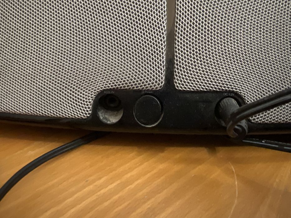Coluna JBL com ficha