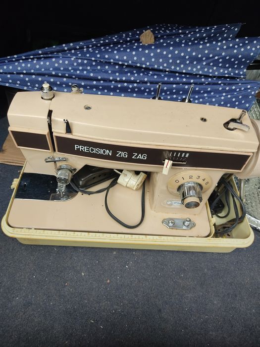 Maquina de costura vintage