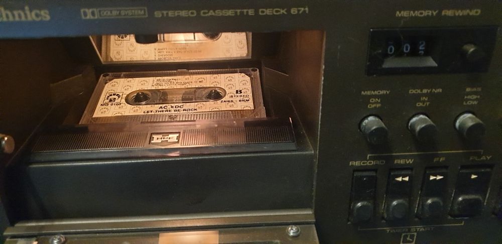 Magnetofon kasetowy Technics RS 671