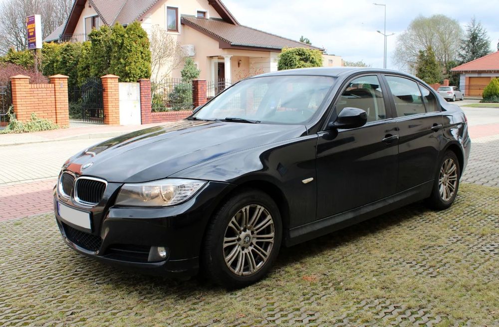 BMW Seria 3 BMW E90 318d 143 KM • Stan Dobry