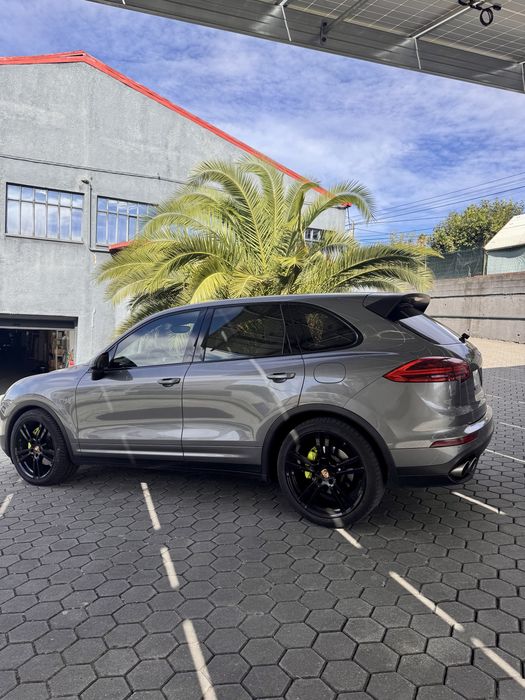 Porsche Cayenne — fotografia 3
