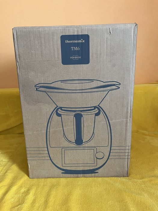 Thermomix TM6, w kolorze białym, użyty TYLKO kilka razy, POLECAM
