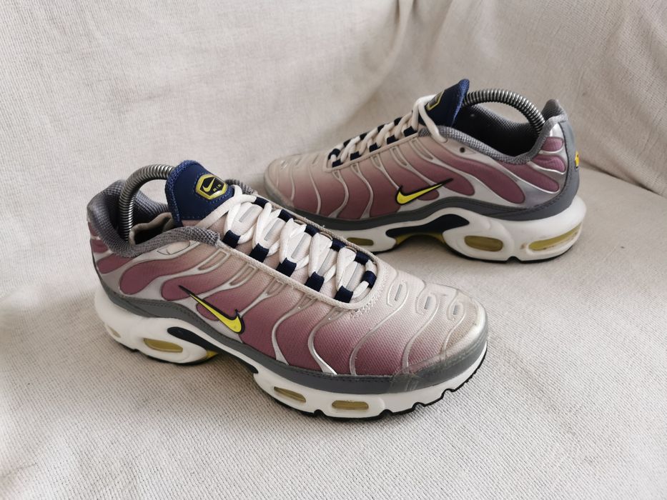 Nike Air Max Plus Tn buty sportowe sneakersy 38,5