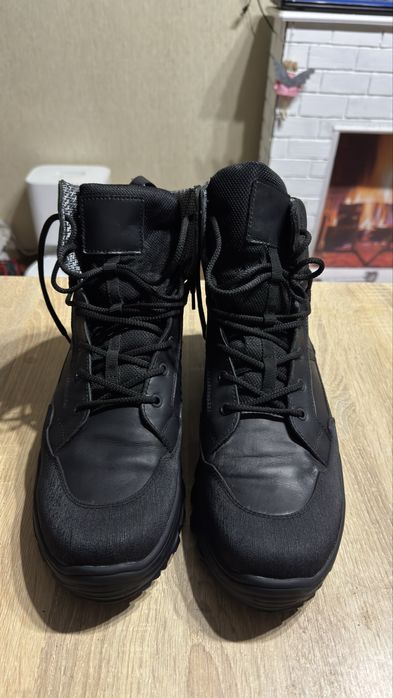 Продам ботинки!!!