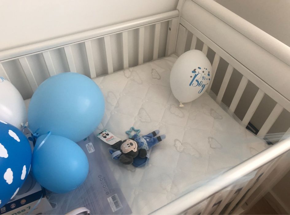 Łóżeczko niemowlęce dziecięce Troll Romantica 140x90 barierka materac