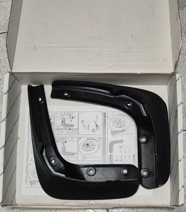 Бризковики передні комплект 5GO075111 VW.Golf VII ,E-Golf