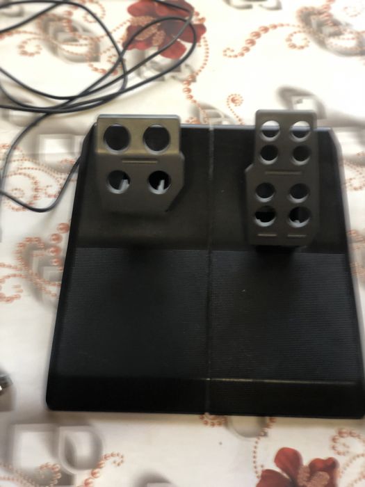 Ігровий Руль Logitech на 750°