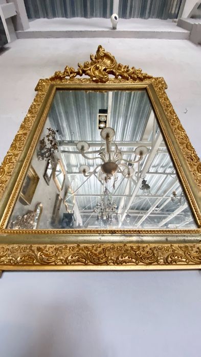 Zabytkowe Palacowe duze  lustro wiszace w zloconej ozdobnej ramie