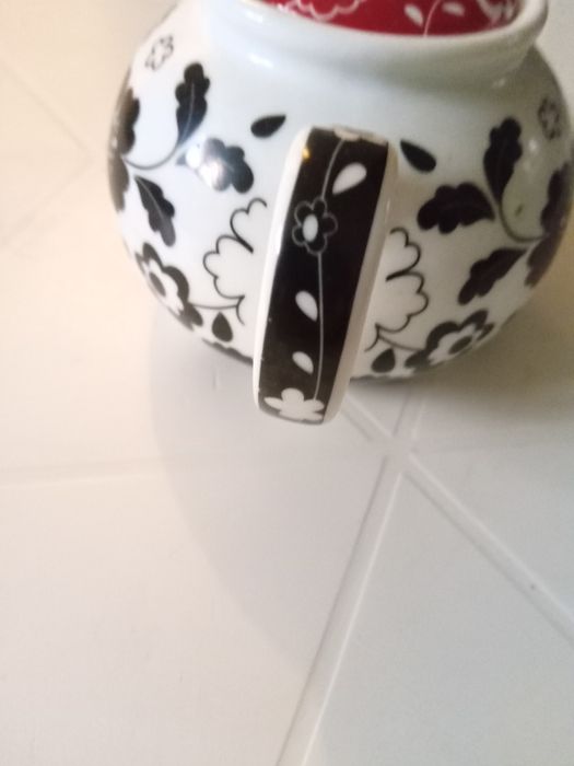 Porcelain Teapot64729815261699122