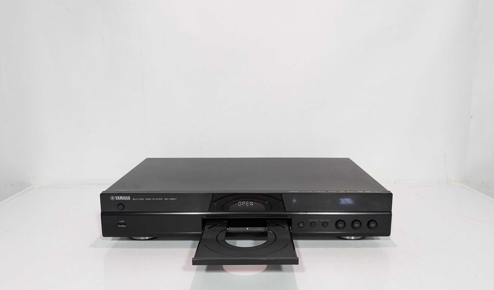 Програвач Blu-Ray/DVD/CD дисків Yamaha BD-S667,має HDMI/USB/ЦАП/Dolby