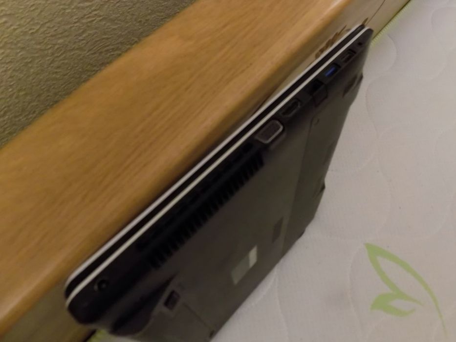 Asus X550CC у доброму стані