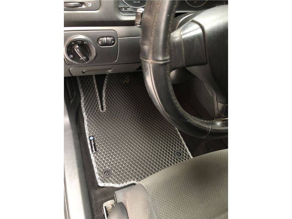 Volkswagen Golf 5 Коврики EVA (черные)