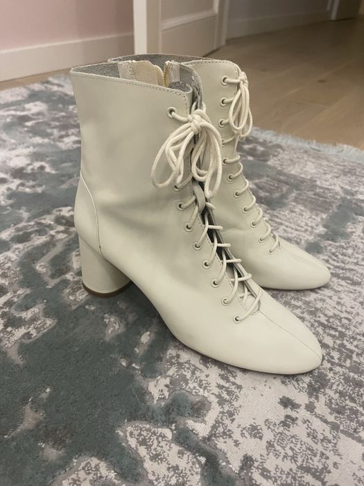 Ботільйони Zara