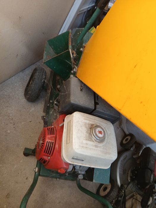 Bio Triturador de ramos honda 13 Cv