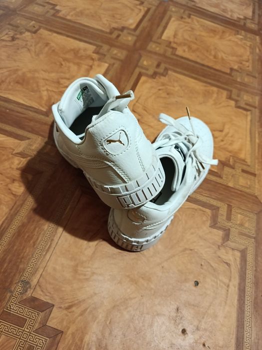 Продам кроссовки Puma  с натуральной кожи 1200 гр