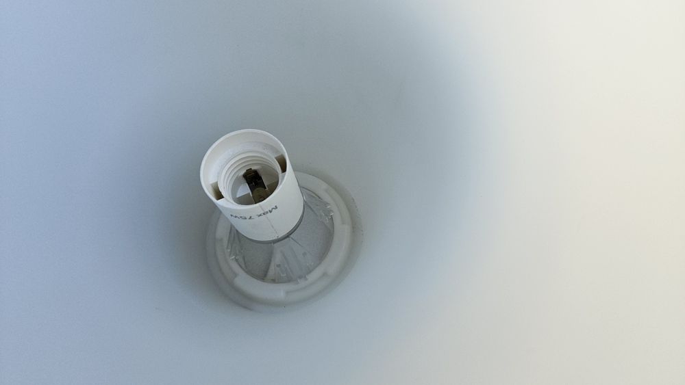 Lampa sufitowa Ikea Melodi E27 mleczny klosz 28cm OPIS