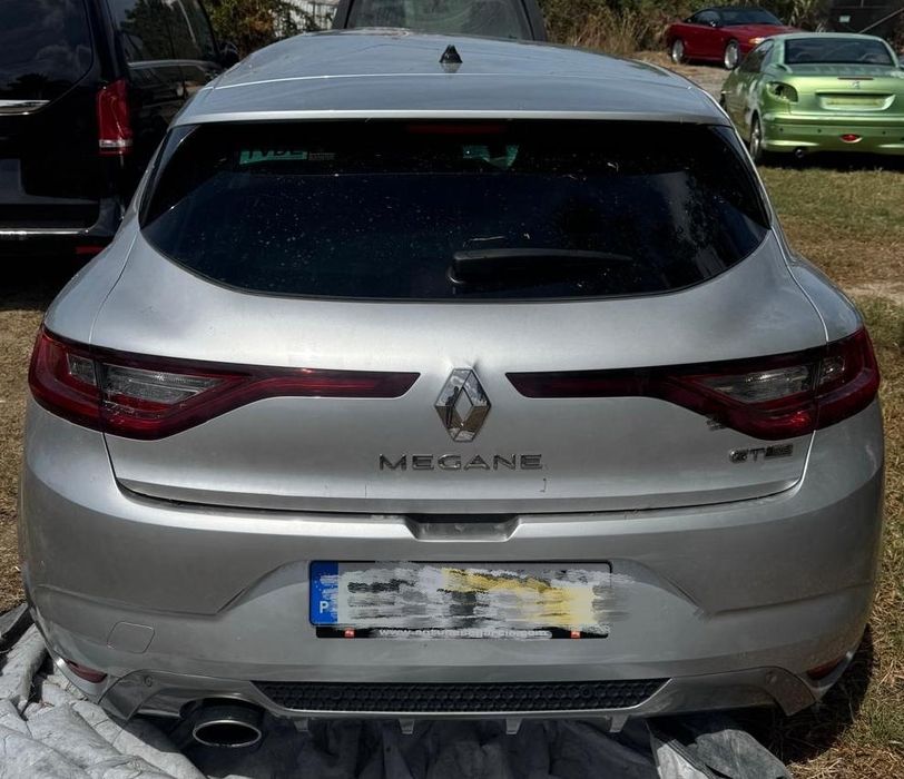 Peças para Renault Mégane RFB BH2 versão especial da GT Line de  Dezembro de 2020 1.5 Gasóleo 7000 km