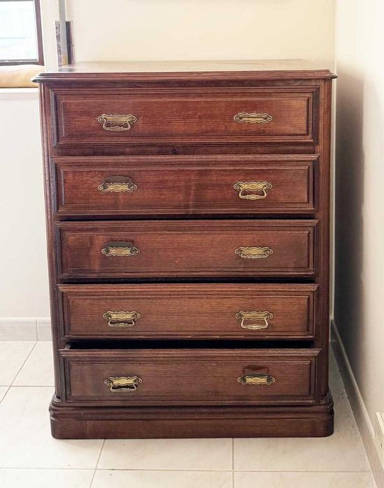 Quarto de casal completo, em madeira (castanho)