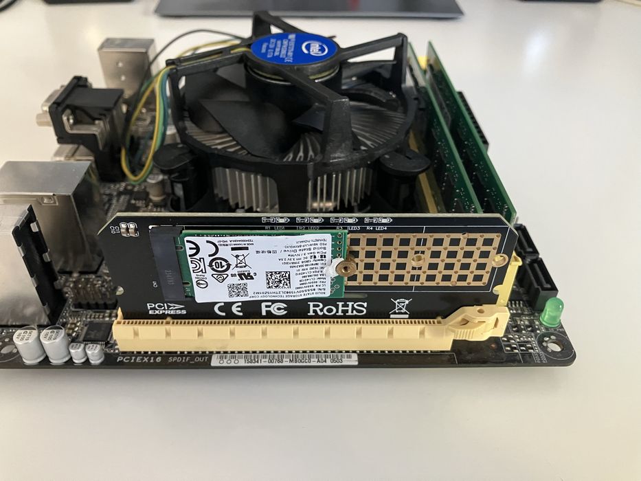 Asus H81i-Plus+i5 4440+box chłodzienie
