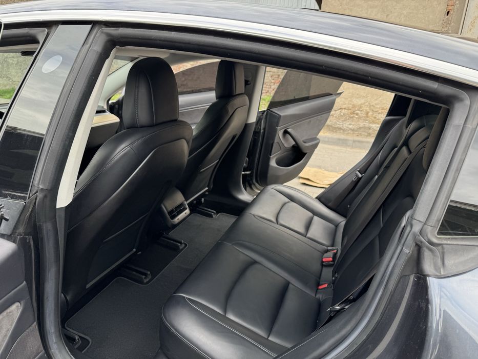 Tesla model 3 Long Range RWD, 2018