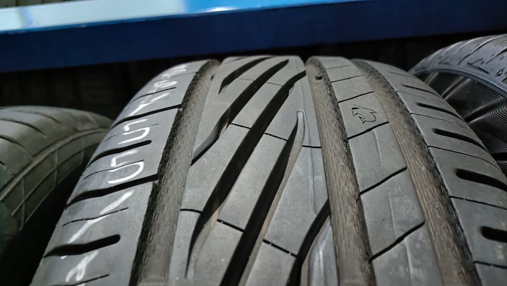 Pneus 185/65/14 continental