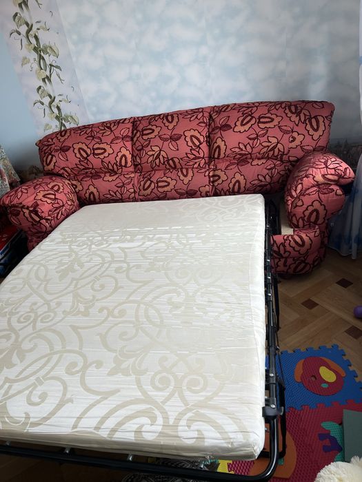 Диван + 2 крісла